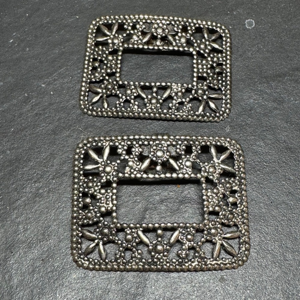Vintage Silver Tone Filigree Floral Shoe Clips Rectangular Openwork Metal Pair